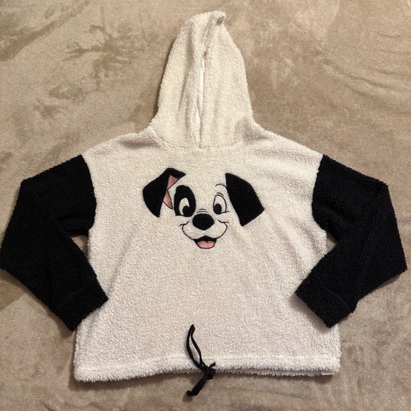 Disney Tops - Disney Parks 101 Dalmatians Sherpa Fleece Hoodie White Black Medium